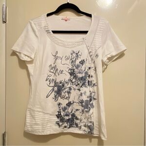 White graphic t-shirt